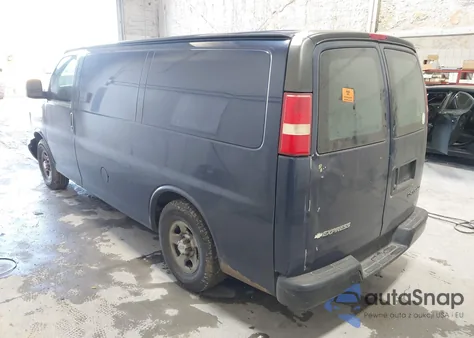 2004 Chevrolet Express z USA, uszkodzony, nr VIN 1GCEG15X441224921